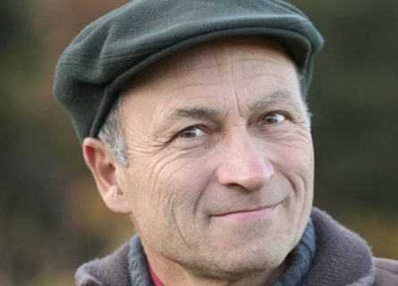 Emmanuel Reynaud, owner and winemaker at Chateaux Fonsalette Emmanuel Reynaud, owner and winemaker at Chateaux Fonsalette